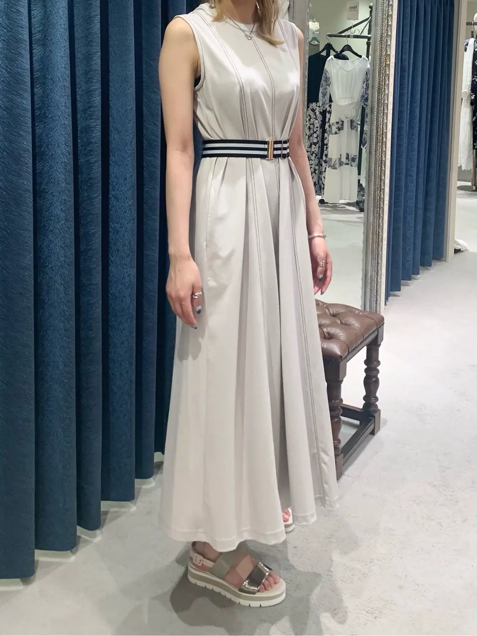 GRACE CONTINENTAL yoshi コーディネート画像