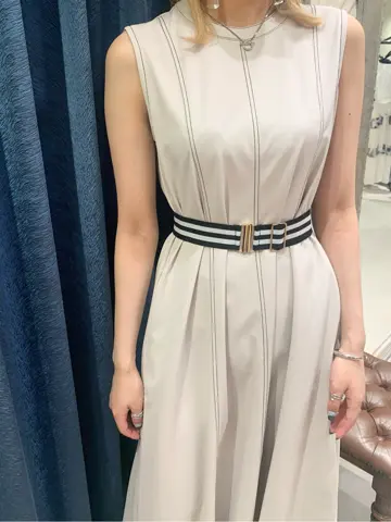 GRACE CONTINENTAL yoshi コーディネート画像