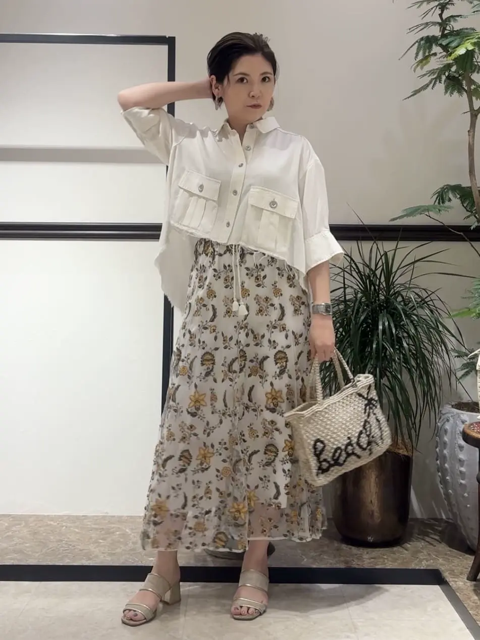 GRACE CONTINENTAL N.YURI コーディネート画像