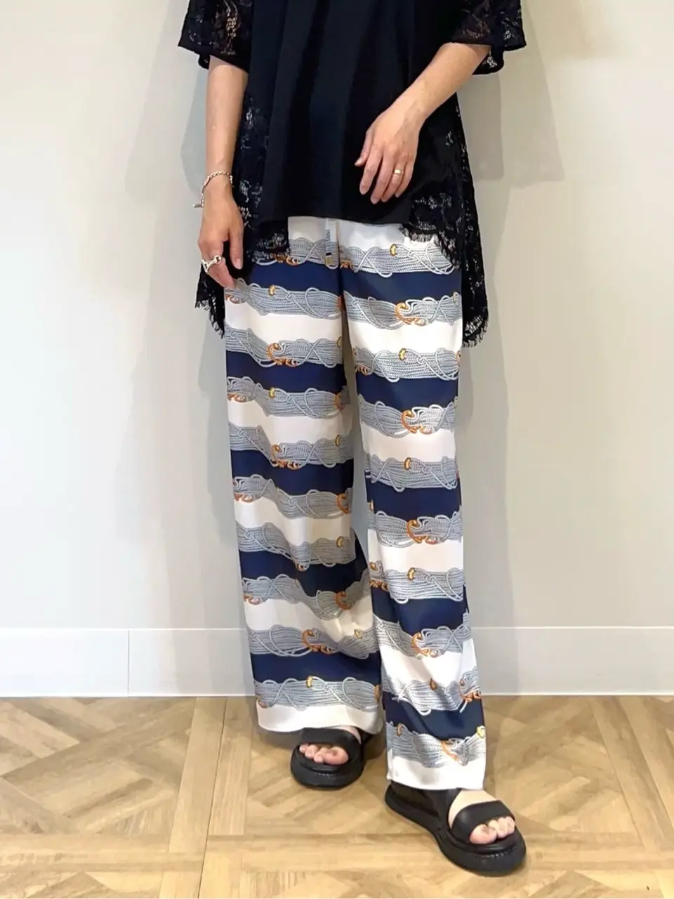 GRACE CONTINENTAL 古川温子 コーディネート画像