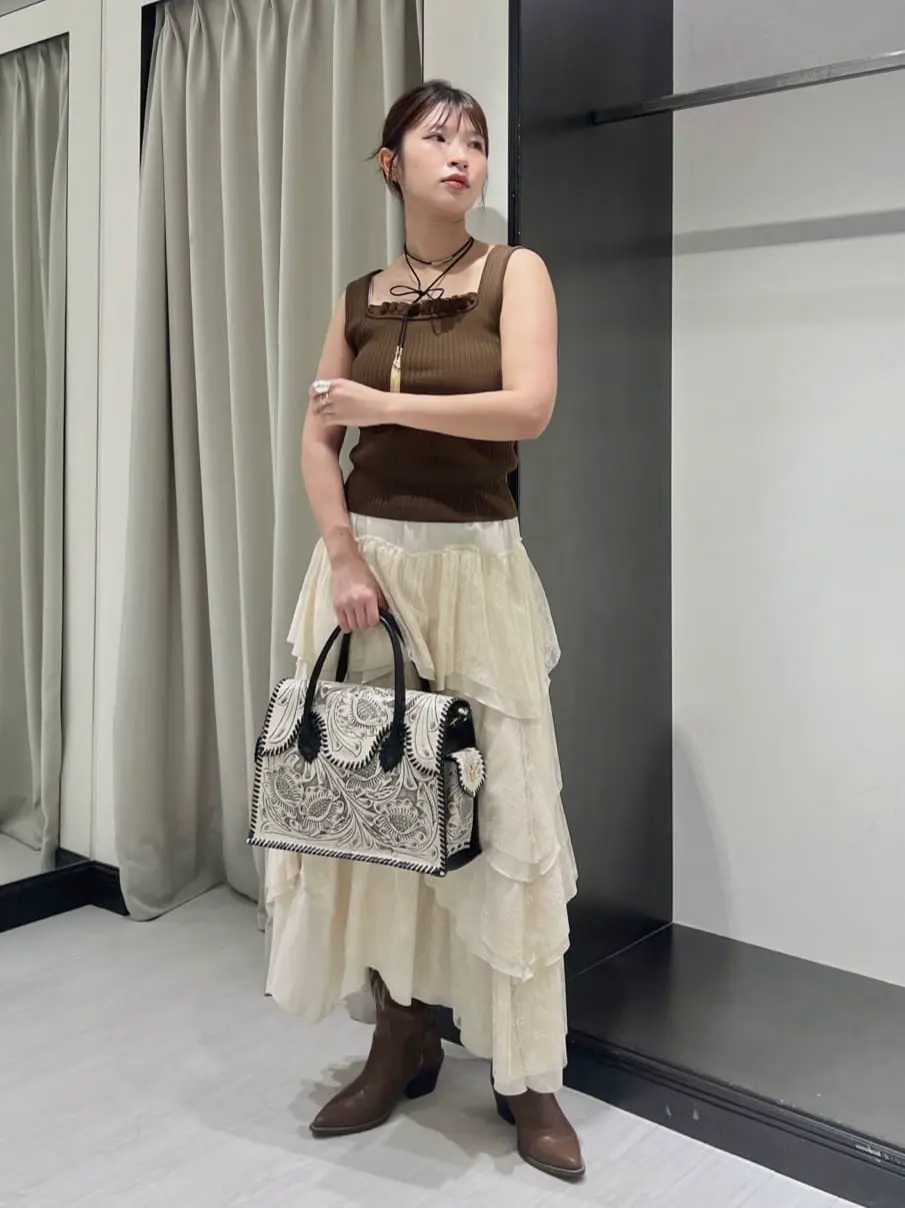 GRACE CONTINENTAL NORIA コーディネート画像