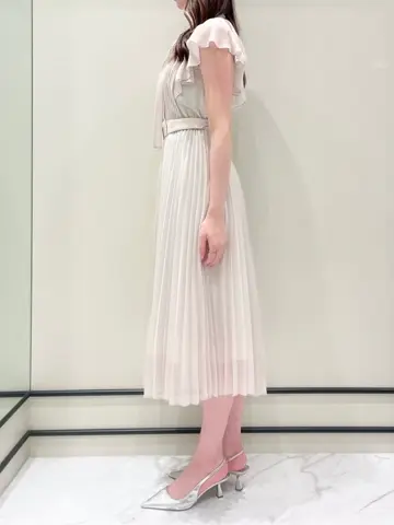 GRACE CONTINENTAL Hotei コーディネート画像