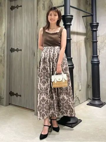 GRACE CONTINENTAL minami コーディネート画像