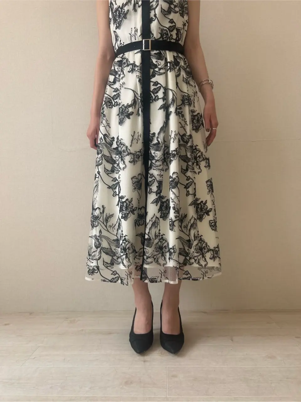 GRACE CONTINENTAL 狩野　珠季 コーディネート画像