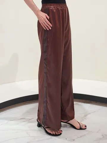 GRACE CONTINENTAL 今野　志保 コーディネート画像