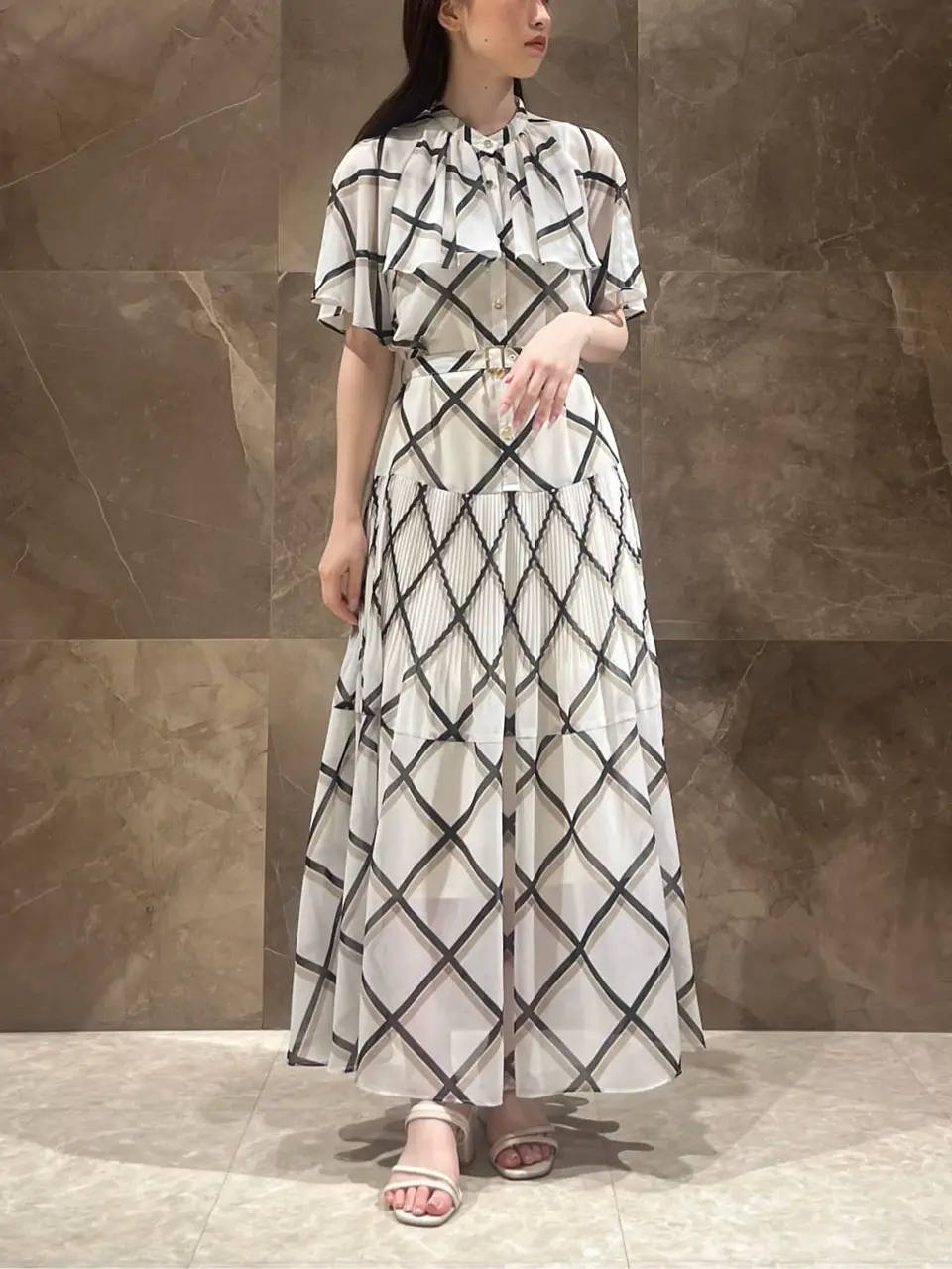 GRACE CONTINENTAL Machi コーディネート画像