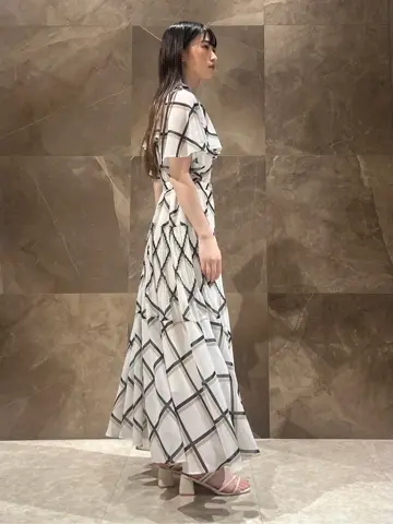 GRACE CONTINENTAL Machi コーディネート画像