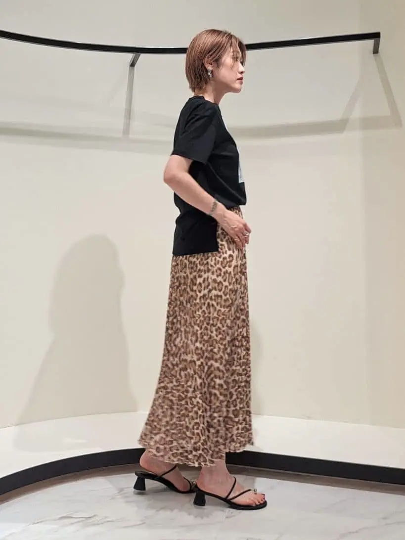 GRACE CONTINENTAL 今野　志保 コーディネート画像