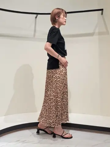 GRACE CONTINENTAL 今野　志保 コーディネート画像