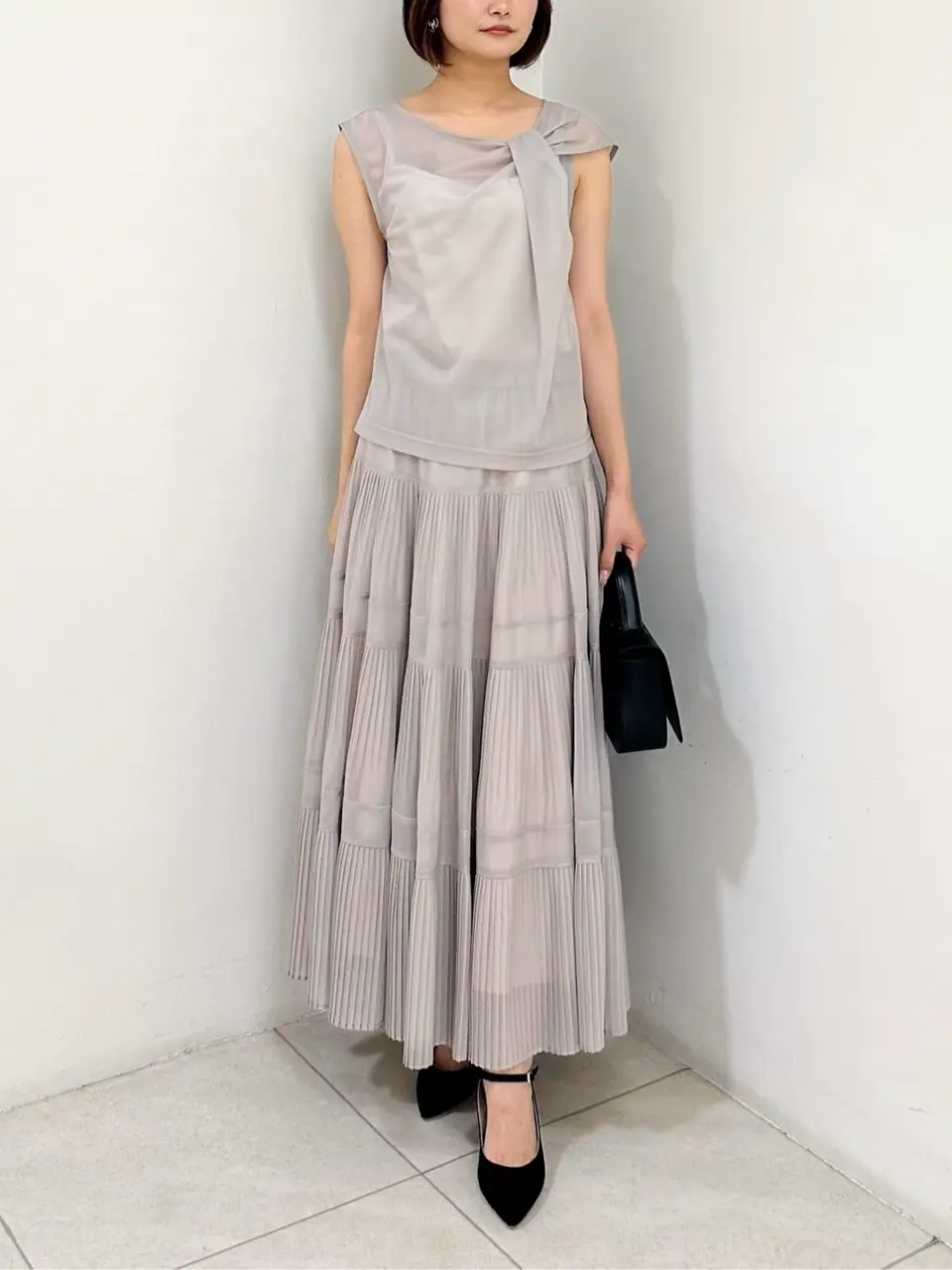 GRACE CONTINENTAL MORITA AI コーディネート画像