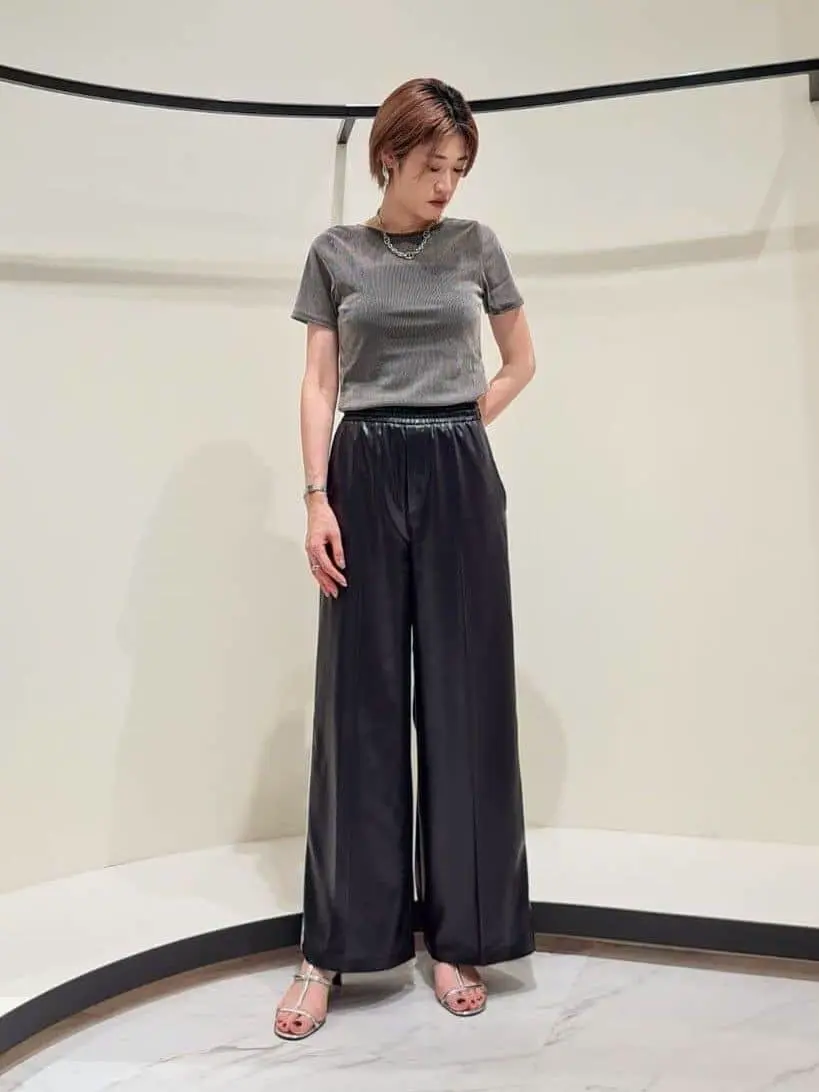 GRACE CONTINENTAL 今野　志保 コーディネート画像