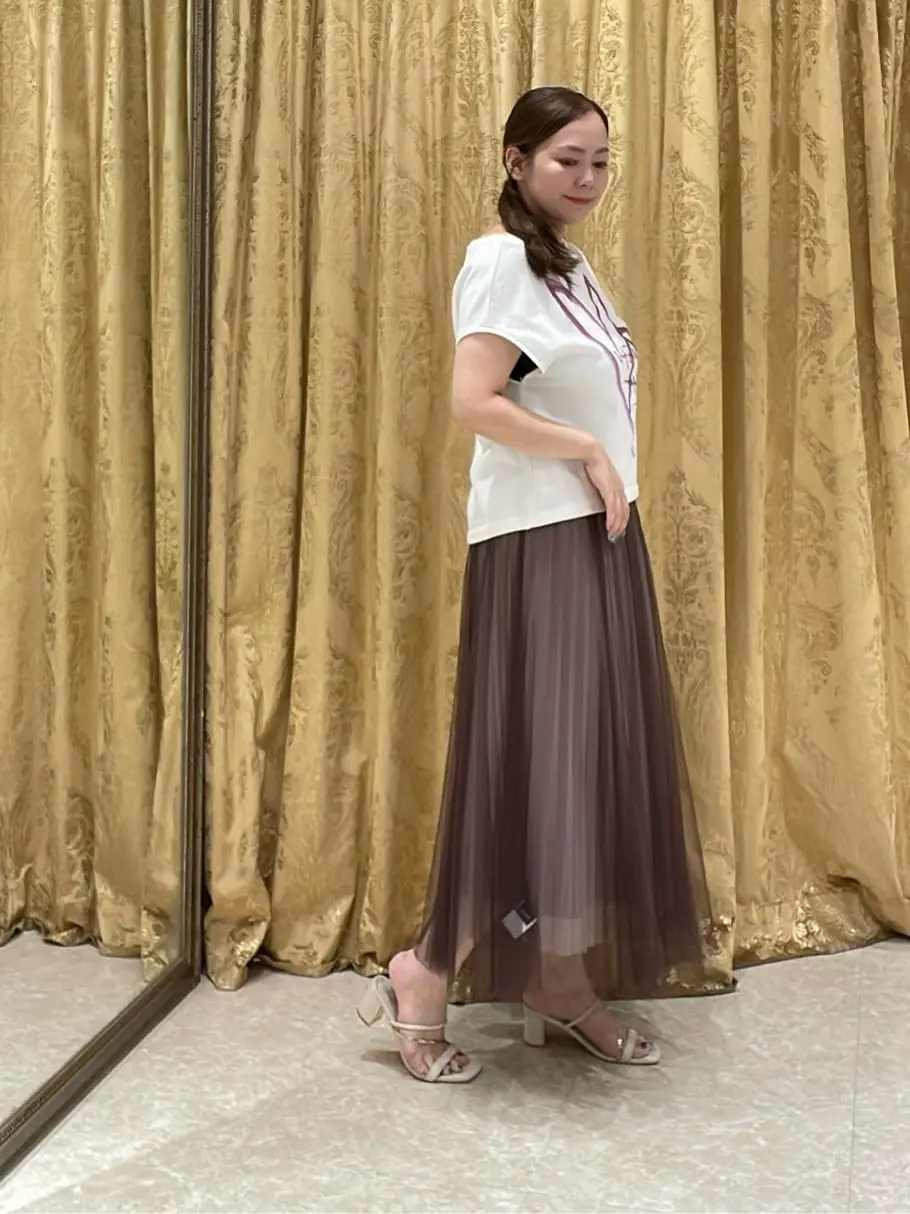 GRACE CONTINENTAL 泉　敦子 コーディネート画像