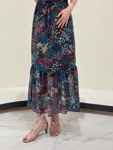 GRACE CONTINENTAL 今野　志保 コーディネート画像