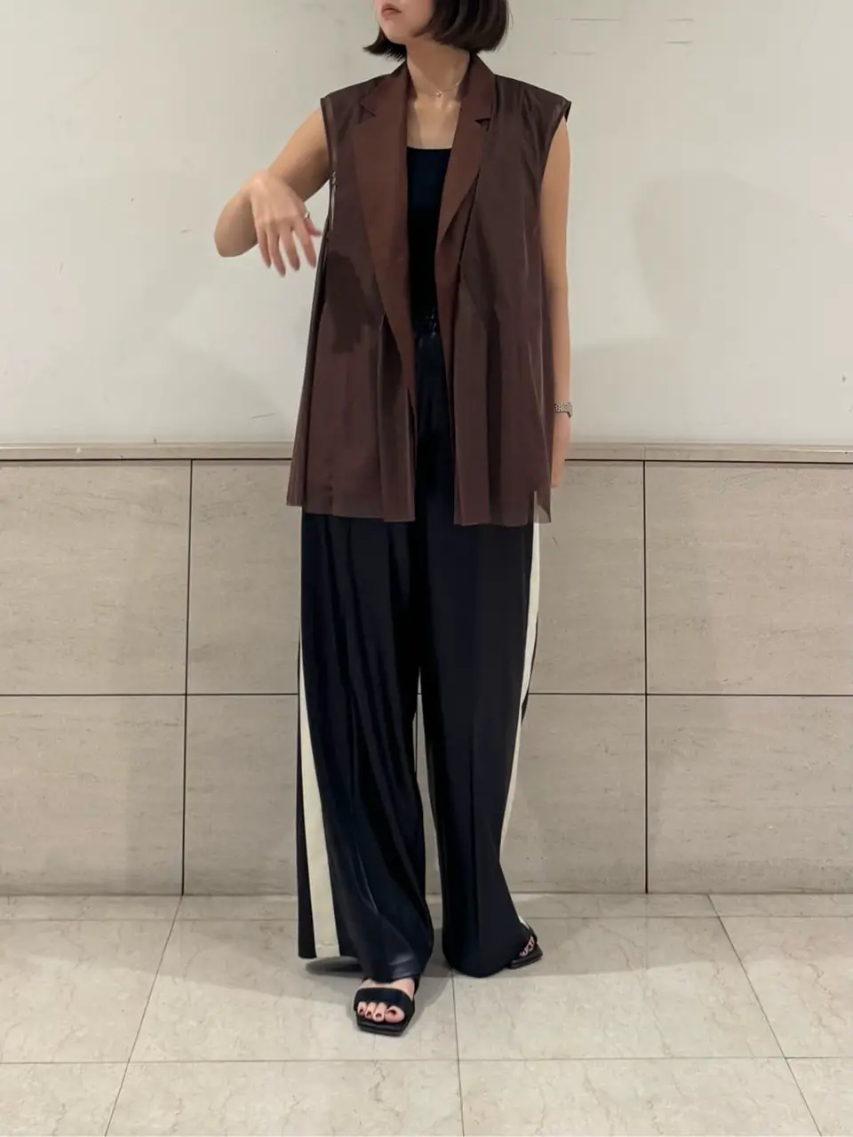 GRACE CONTINENTAL 伊藤　静華 コーディネート画像