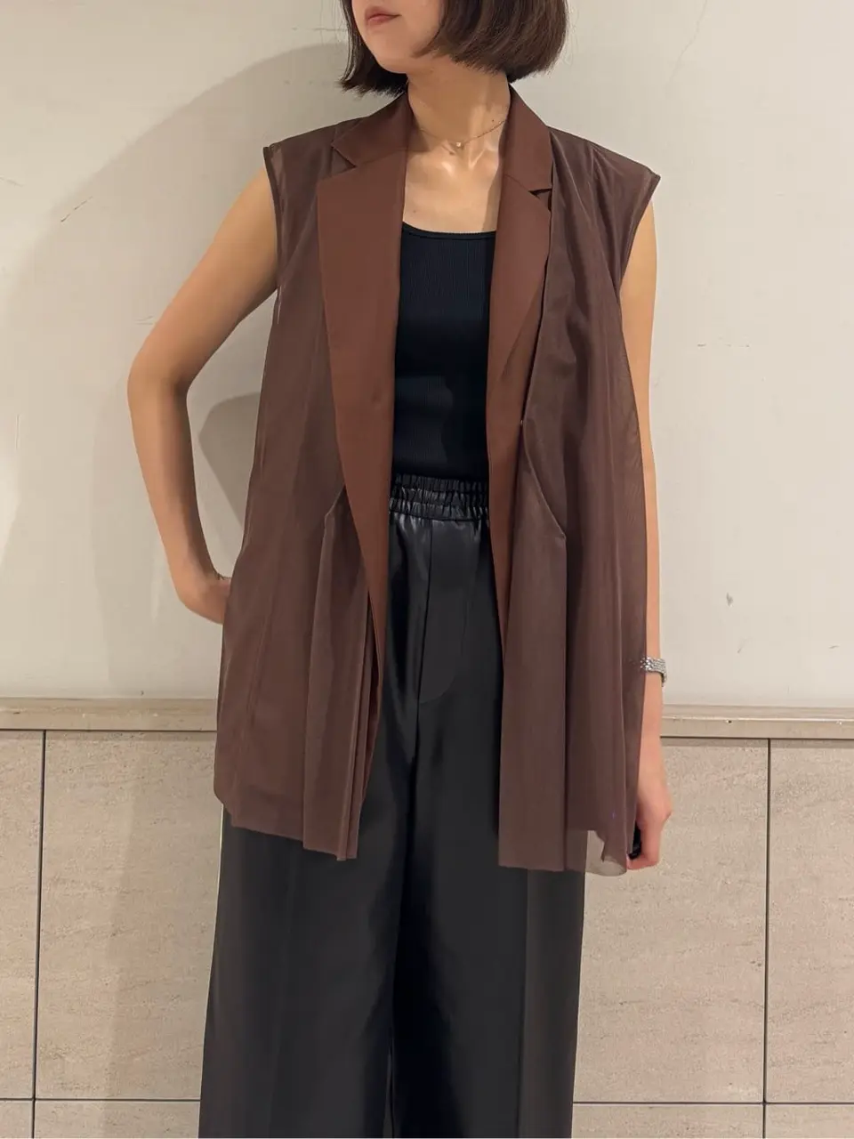 GRACE CONTINENTAL 伊藤　静華 コーディネート画像