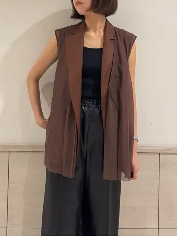 GRACE CONTINENTAL 伊藤　静華 コーディネート画像