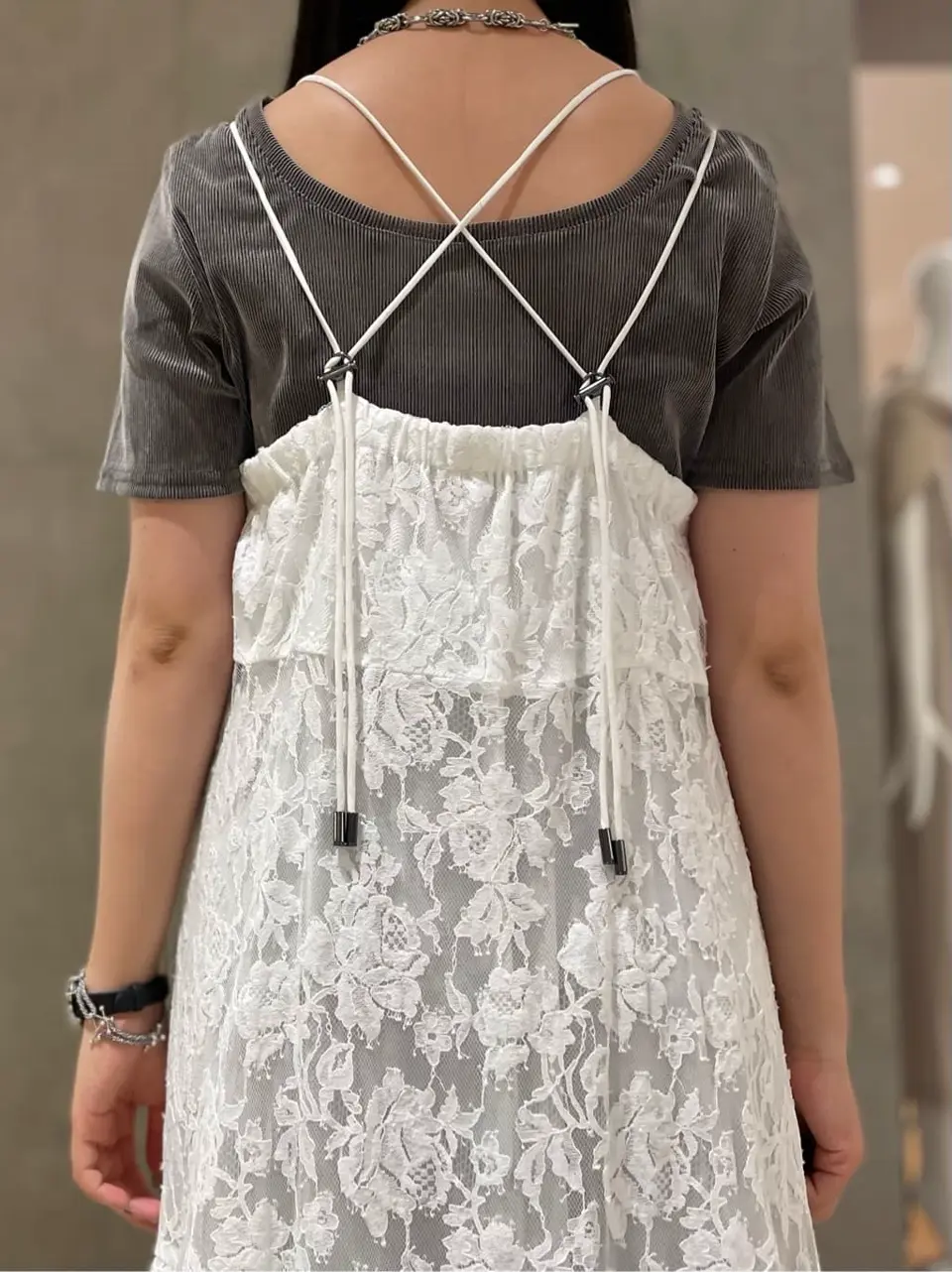 GRACE CONTINENTAL 清水　杏梨 コーディネート画像