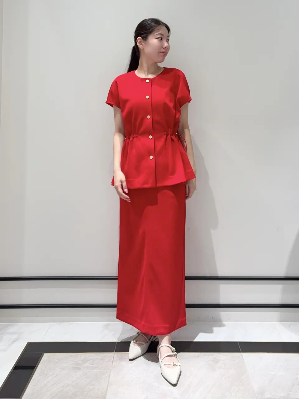  Shiori コーディネート画像