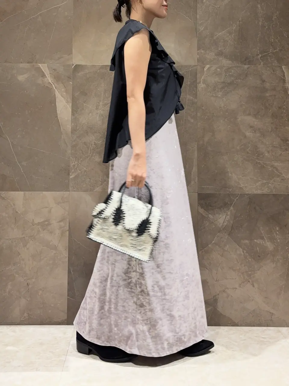 GRACE CONTINENTAL 穐山　香織 コーディネート画像