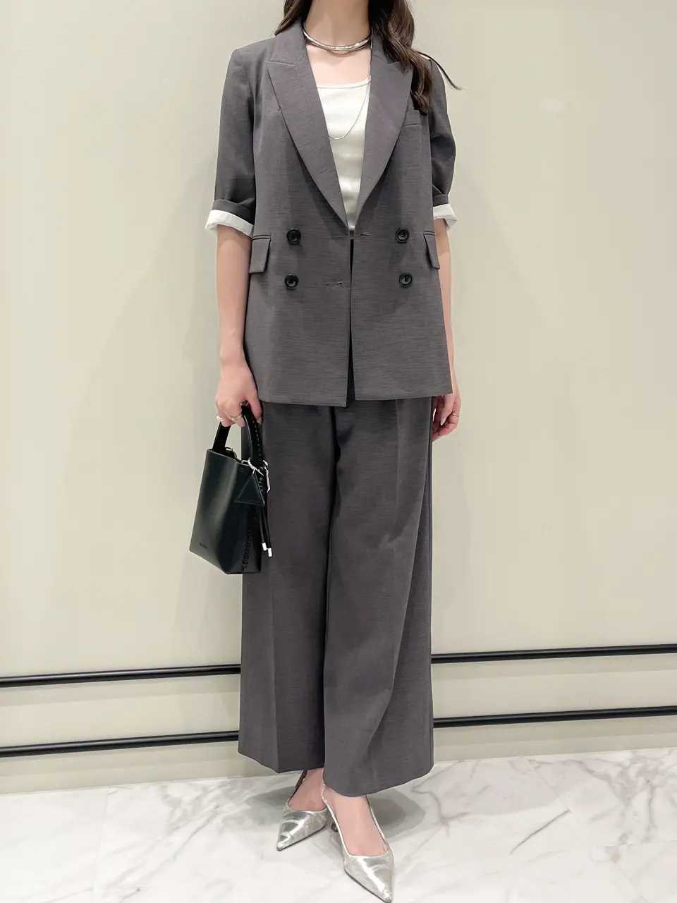 GRACE CONTINENTAL Hotei コーディネート画像