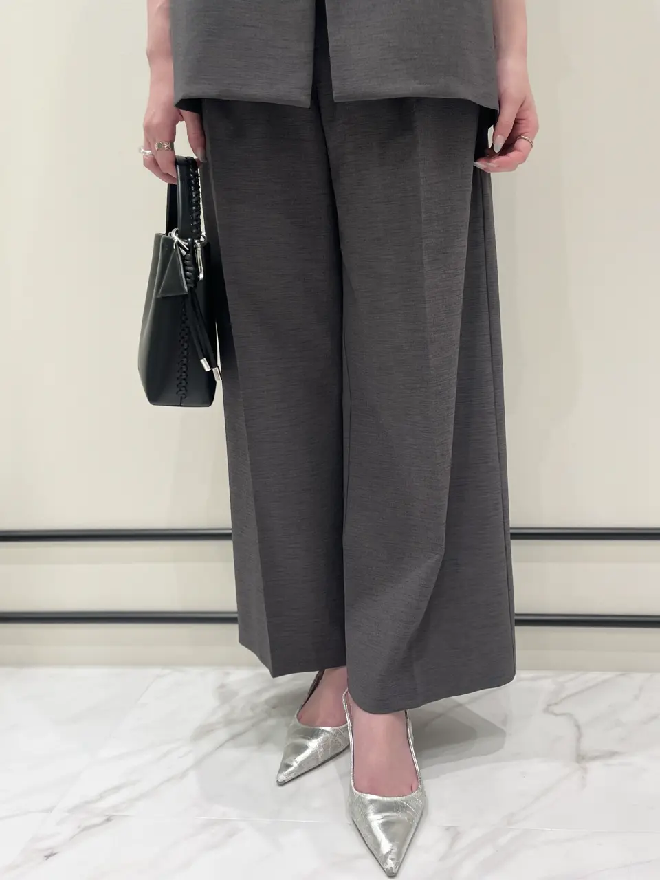 GRACE CONTINENTAL Hotei コーディネート画像