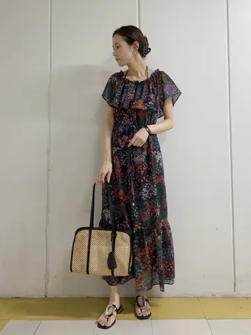 GRACE CONTINENTAL 亀田 未希 コーディネート画像