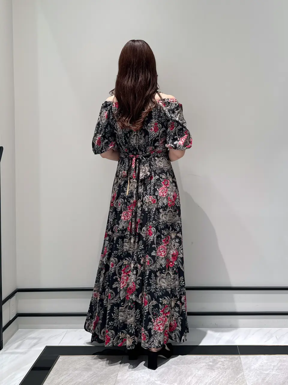 GRACE CONTINENTAL MOMOKO コーディネート画像