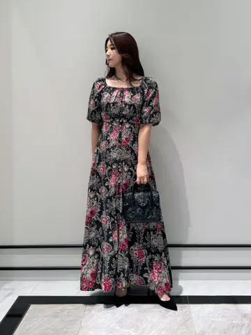 GRACE CONTINENTAL MOMOKO コーディネート画像