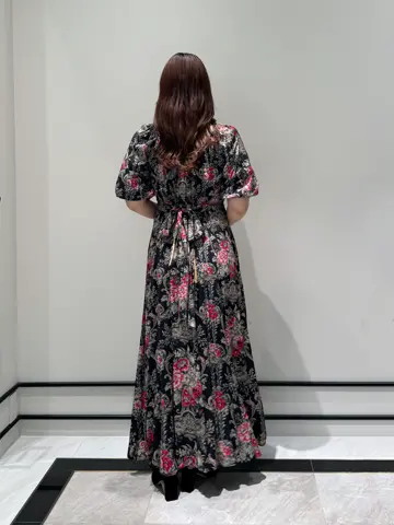 GRACE CONTINENTAL MOMOKO コーディネート画像