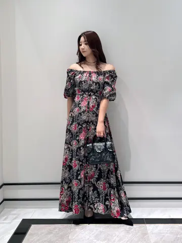 GRACE CONTINENTAL MOMOKO コーディネート画像