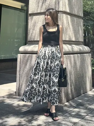 GRACE CONTINENTAL yukimi yonee コーディネート画像