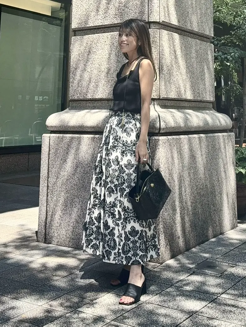 GRACE CONTINENTAL yukimi yonee コーディネート画像