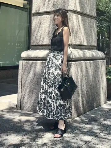 GRACE CONTINENTAL yukimi yonee コーディネート画像