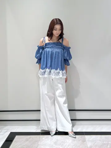 GRACE CONTINENTAL MOMOKO コーディネート画像