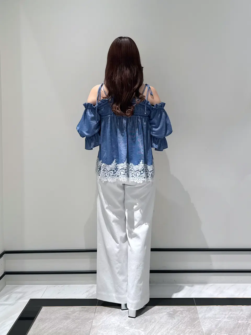 GRACE CONTINENTAL MOMOKO コーディネート画像