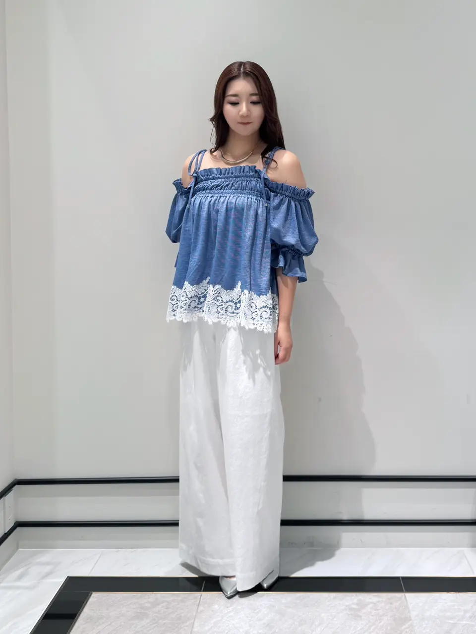 GRACE CONTINENTAL MOMOKO コーディネート画像