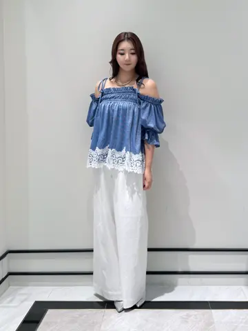 GRACE CONTINENTAL MOMOKO コーディネート画像