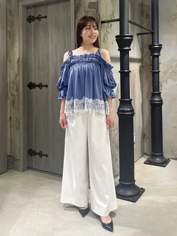 GRACE CONTINENTAL 赤坂 梨来 コーディネート画像