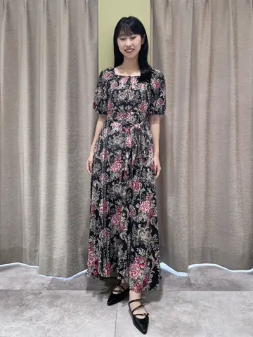 GRACE CONTINENTAL 端場　わかな コーディネート画像