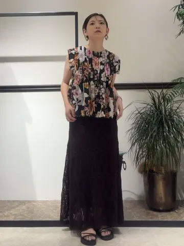 GRACE CONTINENTAL N.YURI コーディネート画像