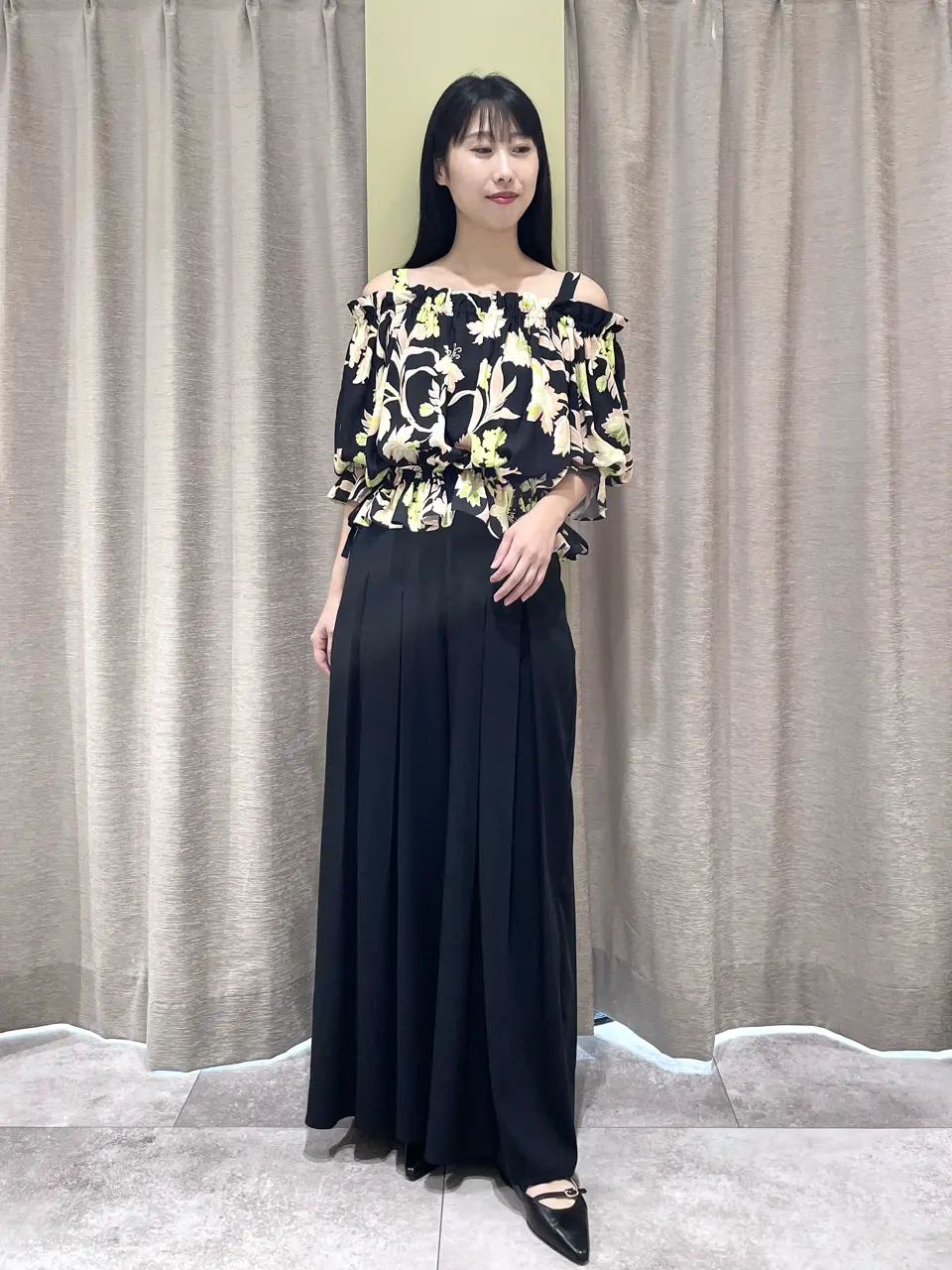 GRACE CONTINENTAL 端場　わかな コーディネート画像