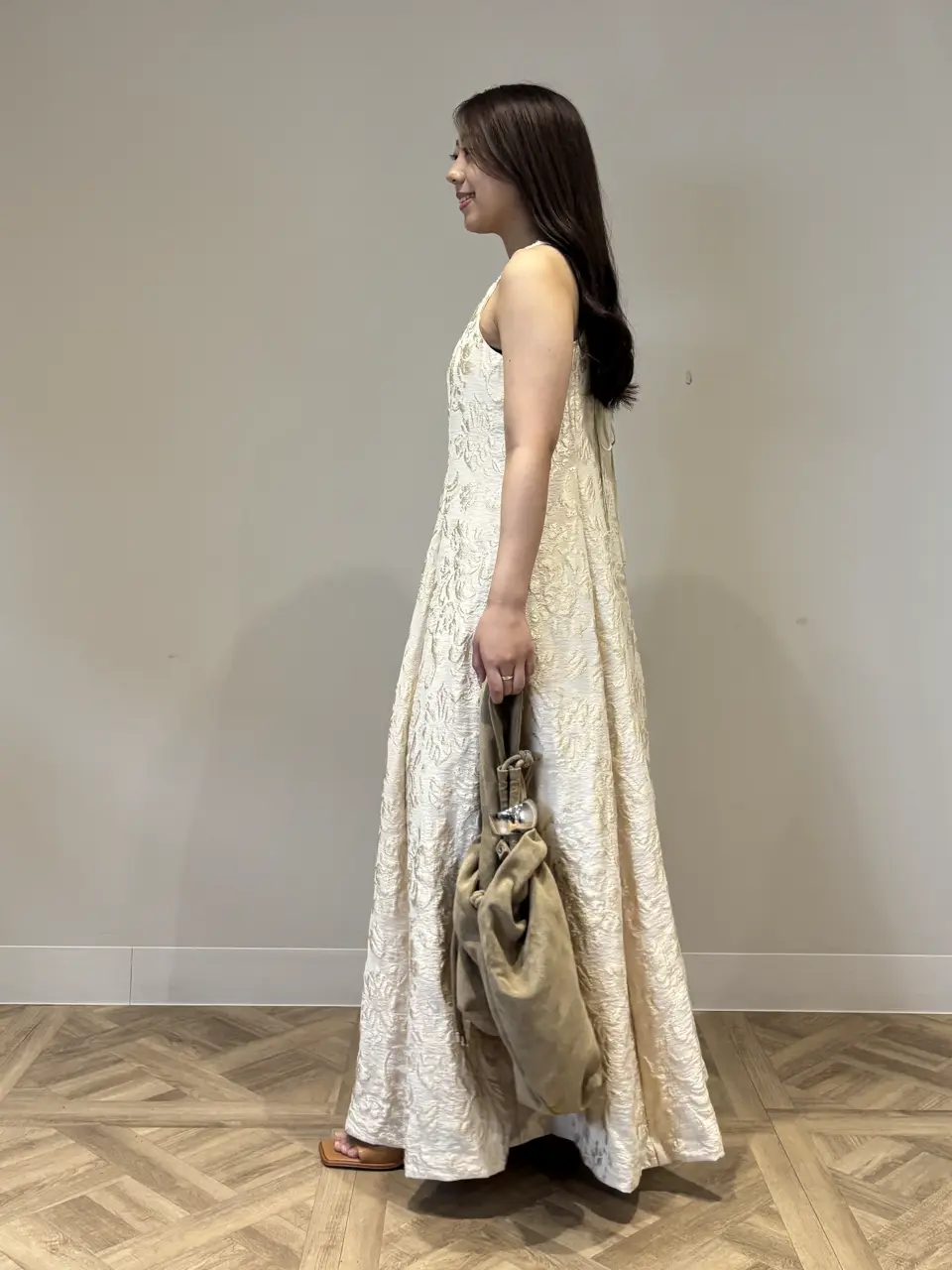 GRACE CONTINENTAL HIGASHIGAWA.R コーディネート画像