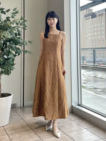 GRACE CONTINENTAL 端場　わかな コーディネート画像