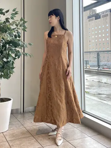 GRACE CONTINENTAL 端場　わかな コーディネート画像