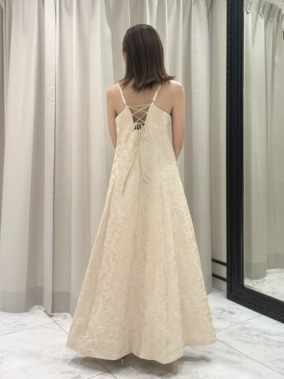 GRACE CONTINENTAL minami コーディネート画像