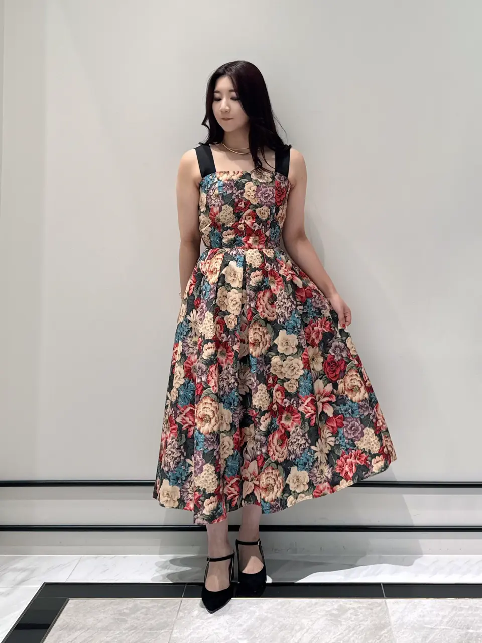 GRACE CONTINENTAL MOMOKO コーディネート画像