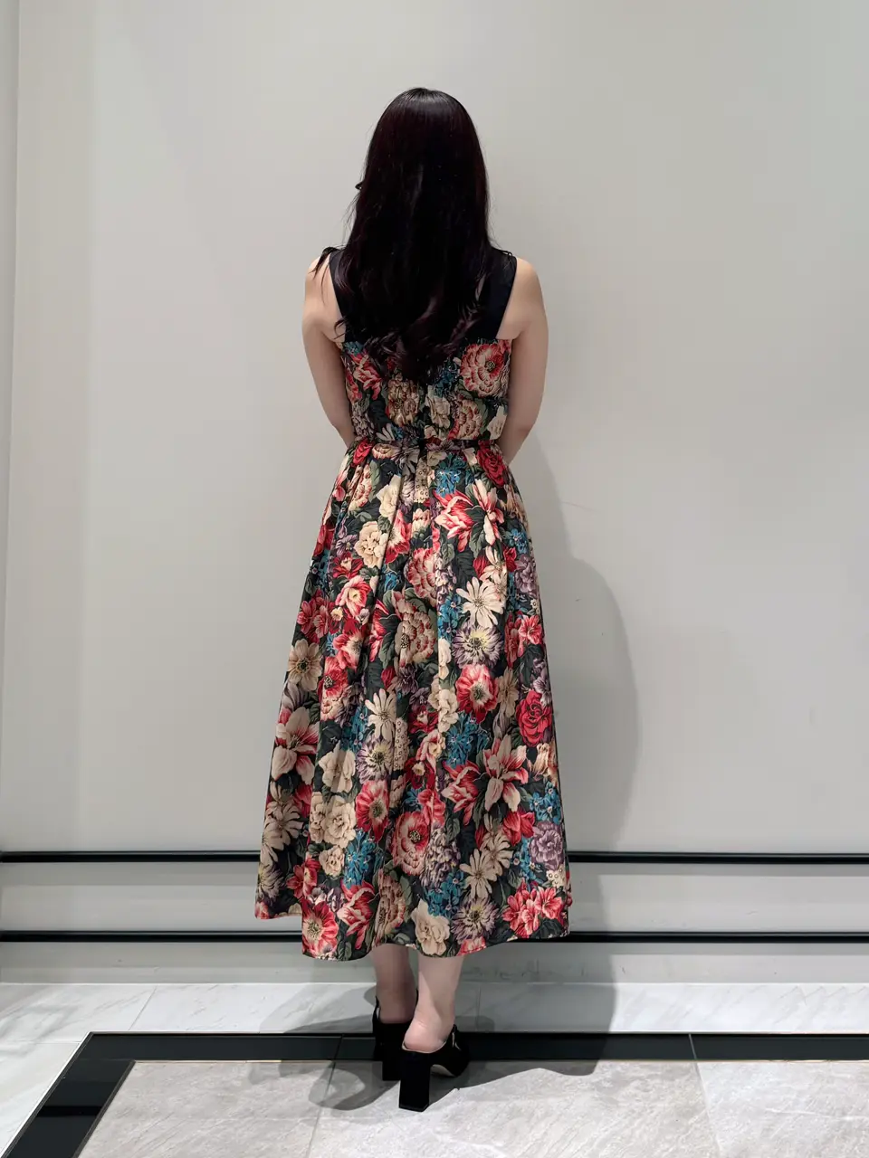 GRACE CONTINENTAL MOMOKO コーディネート画像