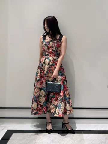 GRACE CONTINENTAL MOMOKO コーディネート画像