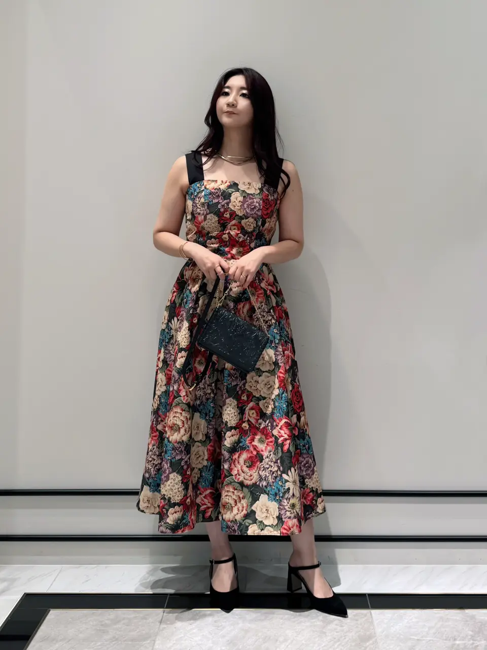 GRACE CONTINENTAL MOMOKO コーディネート画像