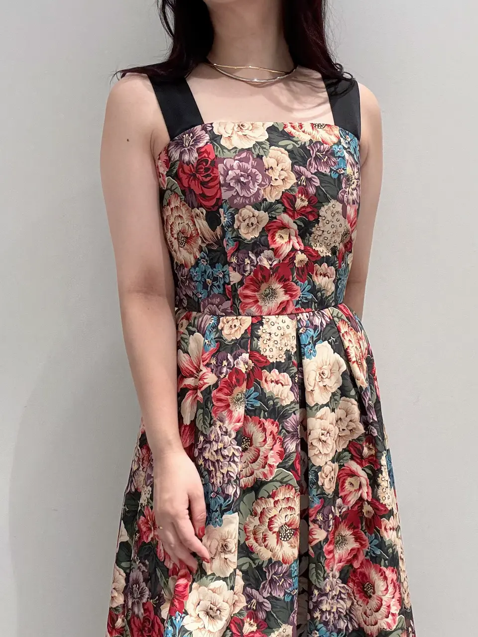 GRACE CONTINENTAL MOMOKO コーディネート画像